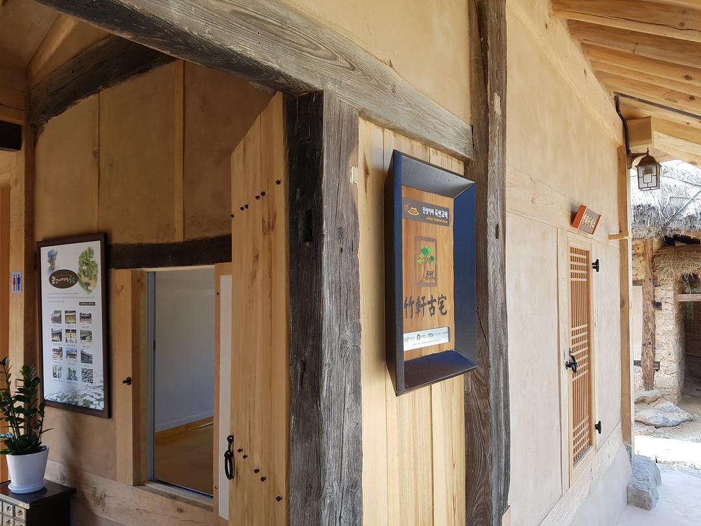 Jukheon Traditional House Andong Exterior photo